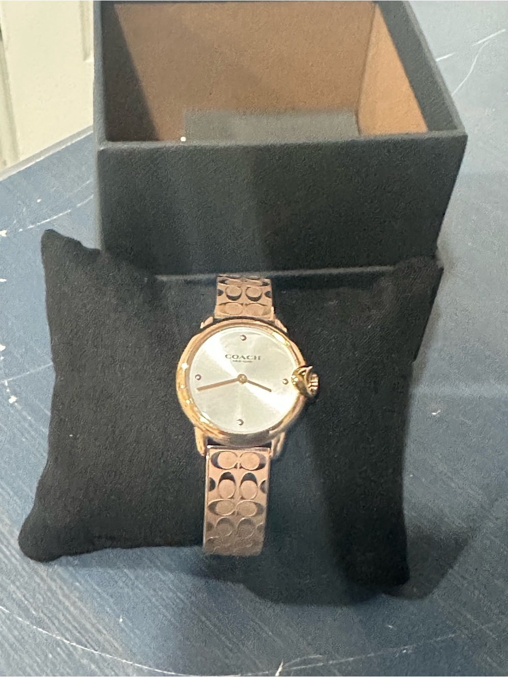 Coach Rose Gold Signature Link Women's Watch - Picture 2 of 7
